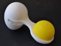 thee-ei EGG, wit ei met gele dooier, silicone, wit + geel; 104/58/44mm