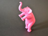 thee-ei Roze Olifant, silicone; 120/45/35mm