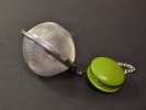 964 thee-ei Macaron, gaasbol rvs met macaron limegroen; 45-28/14mm